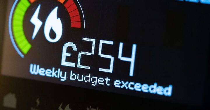 Smart Meter with Budget Exceeded Warning